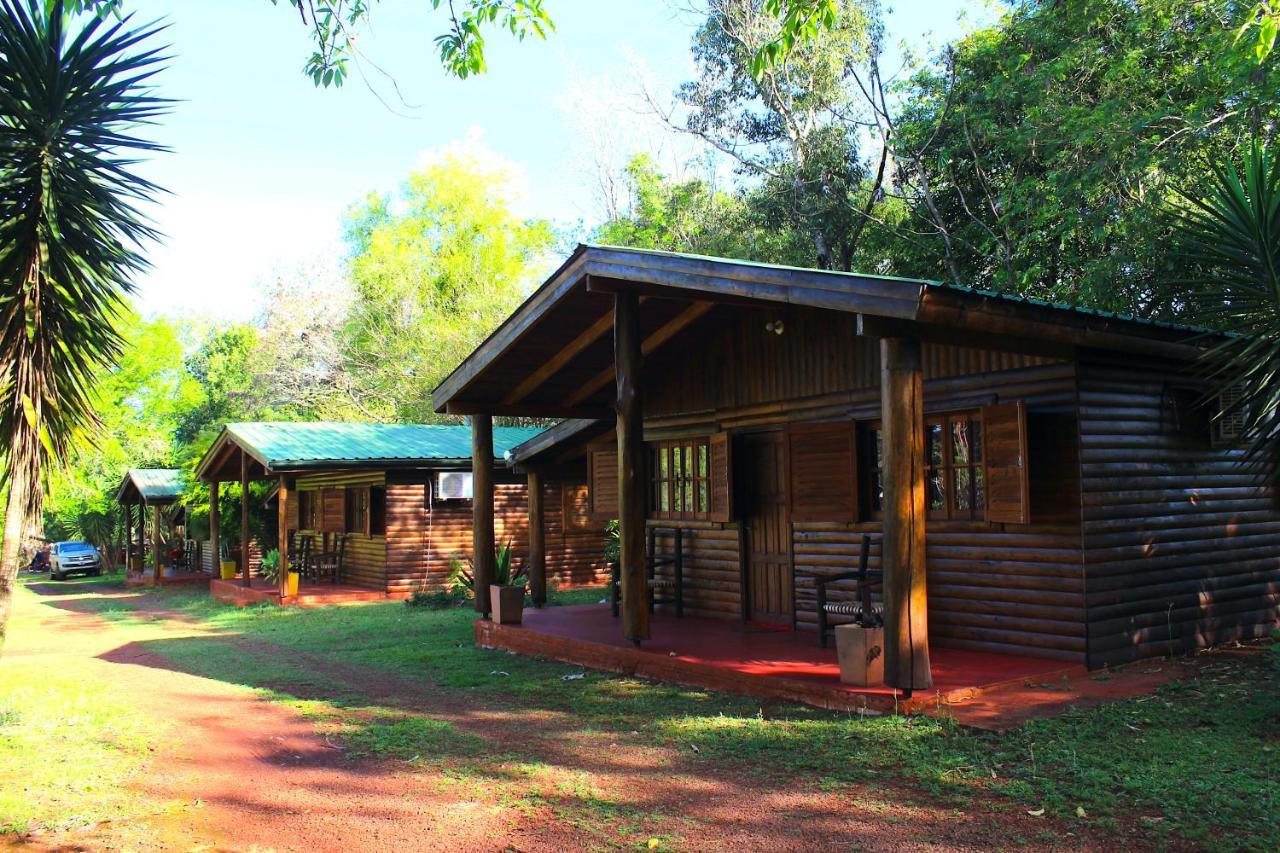 Cabanas Soltame Carnaval Puerto Iguazú Extérieur photo